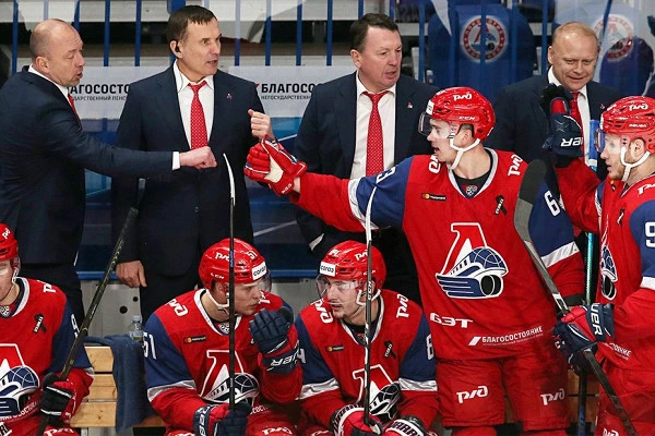 «Локомотив» забросил шесть шайб в ворота «Сочи»